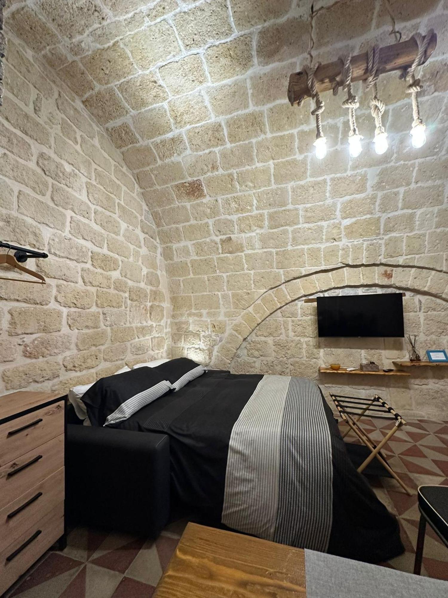 Room Pietra Bianca Corato Bagian luar foto